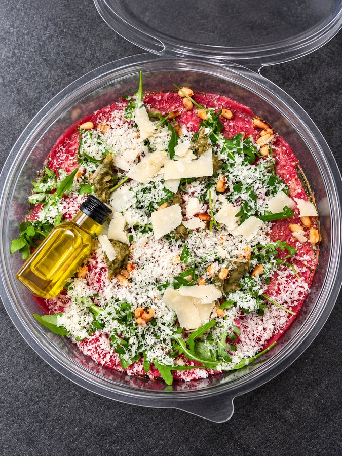 Rundscarpaccio Limousin met rucola en Parmezaan